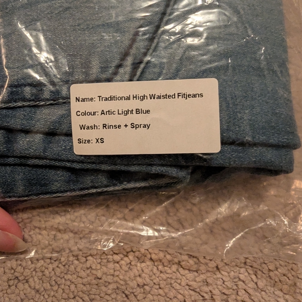 Traditional High Waisted Fitjeans - Artic Light Blue Jeans